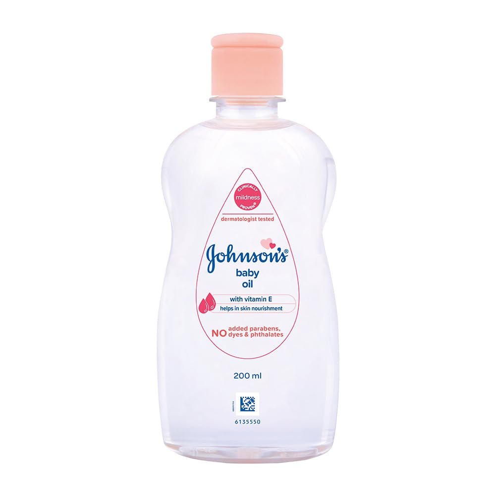 Johnson’s Baby Oil with Vitamin E, Non-Sticky for easy spread and massage, 200ml