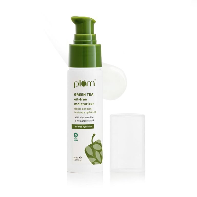 Plum Green Tea Oil-Free Face Moisturizer | With Niacinamide & Hyaluronic Acid | Fights Pimples & Hydrates | Fades Blemishes & Brightens Skin | Non-Sticky & Long-Lasting Moisturizer for Face | 50ml
