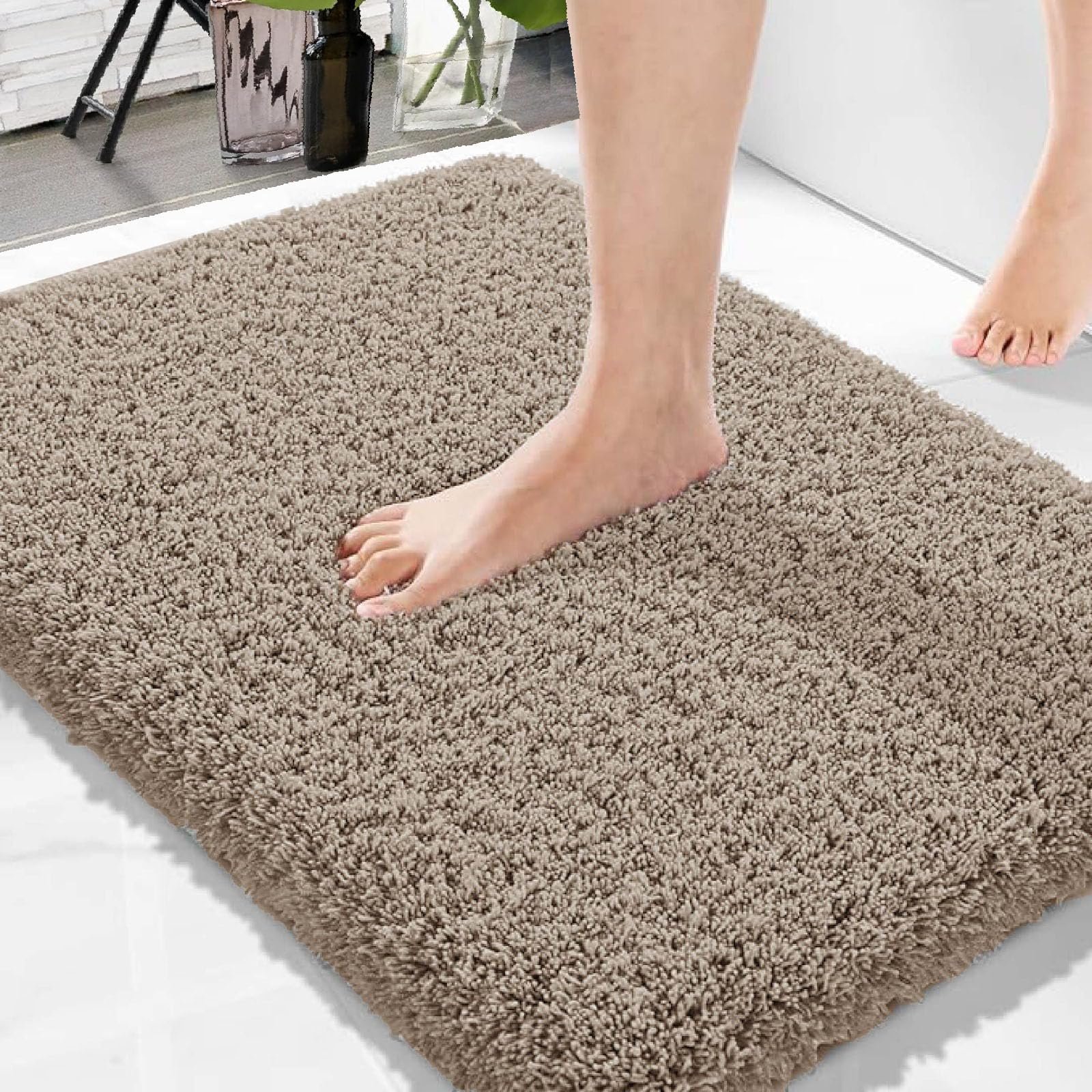 Amazon Brand – Solimo Premium Anti-Slip Microfibre Bathmat – 60cm x 40cm, Light Taupe
