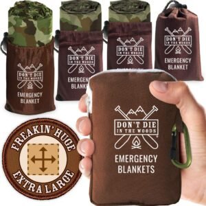 Don’t Die in The Woods – Freakin’ Huge Emergency Blankets [Camo]
