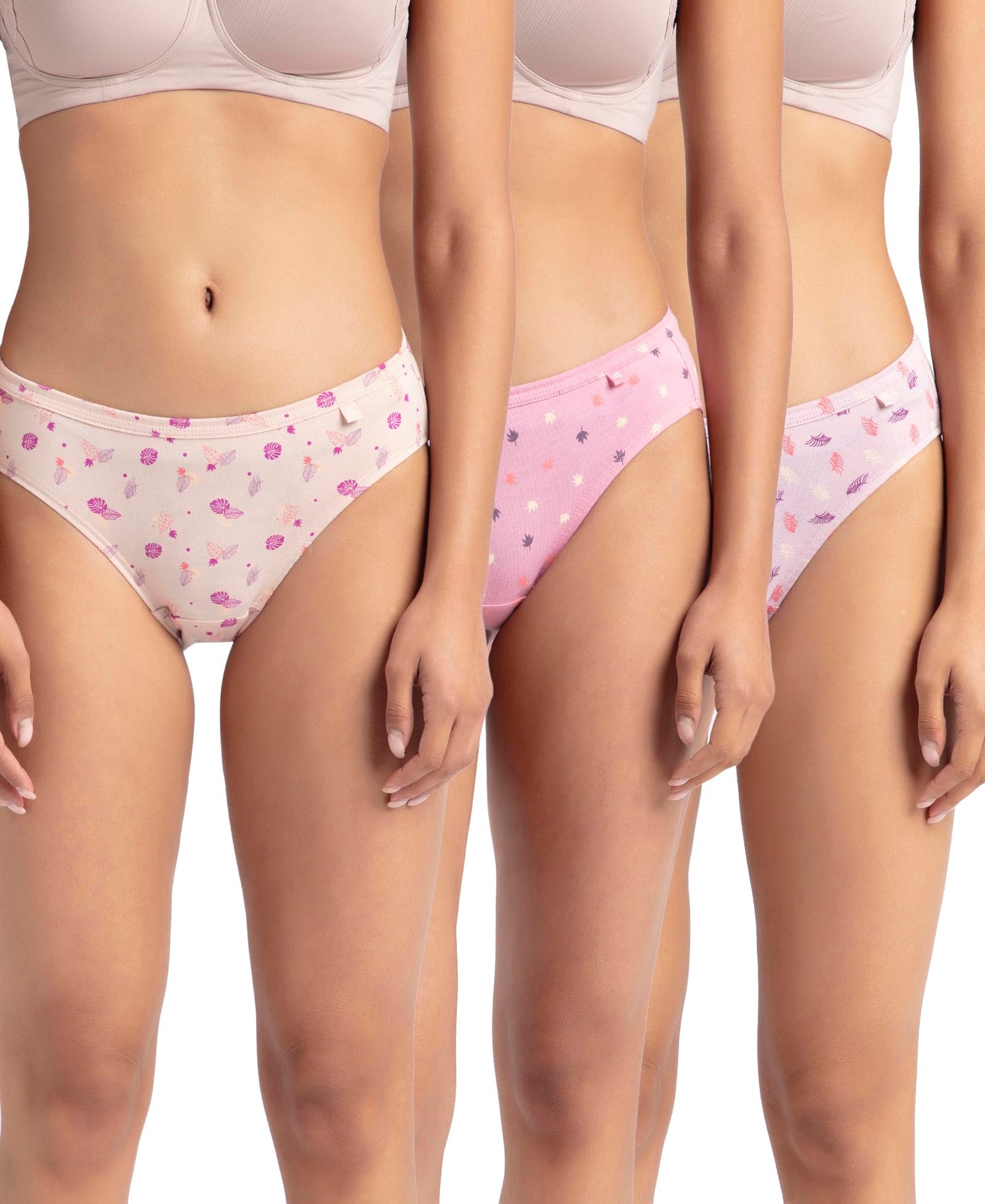 Jockey 1410 Women Combed Cotton Bikini(Pack of 3, Colors & Prints May Vary)