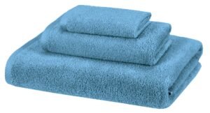 AmazonBasics 100% Cotton Quick-Drying 3-Piece Towel Set – 400 GSM – Lake Blue
