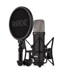 Rode Nt1 Signature Series Large-Diaphragm Condenser Microphone with Shock Mount, Pop Filter and XLR Cable for Music Production, Vocal Recording, Streaming and Podcasting
