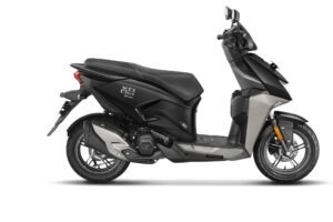Hero MotoCorp XOOM (ZX) Scooter Black Booking for Ex-Showroom Price