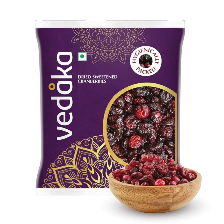 Amazon Brand – Vedaka Dried Sweetened Cranberries | 500 Gram | Whole | Tasty Snack For Kids & Adults | Quality Berries