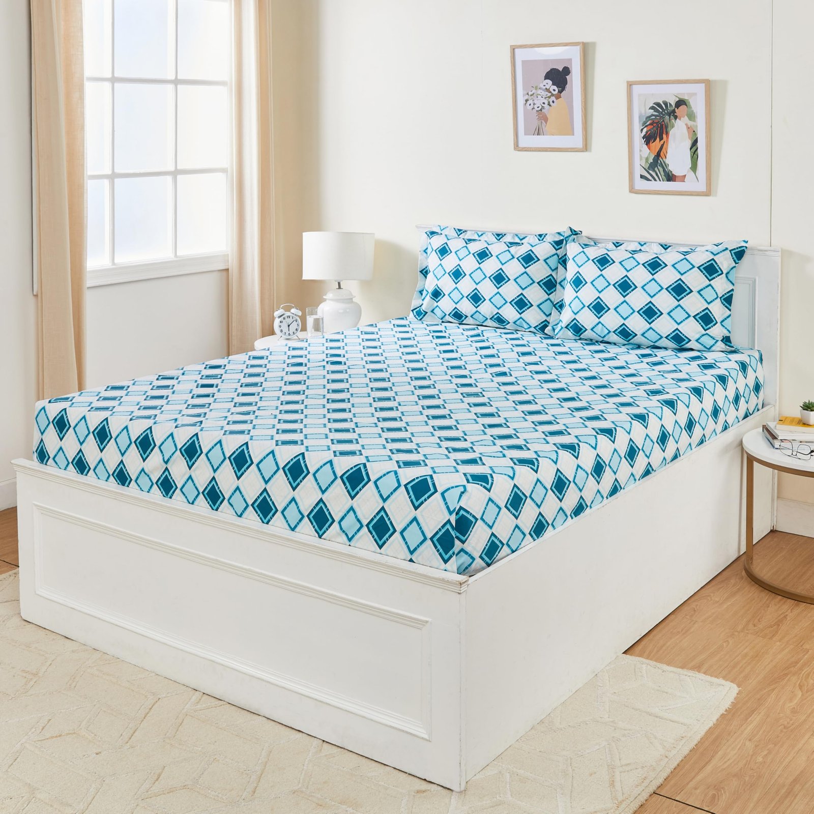 Amazon Brand – Solimo Geometric 144 TC Cotton King Size Bedsheet with 2 Pillow Covers| 90×108 Inch| Aqua
