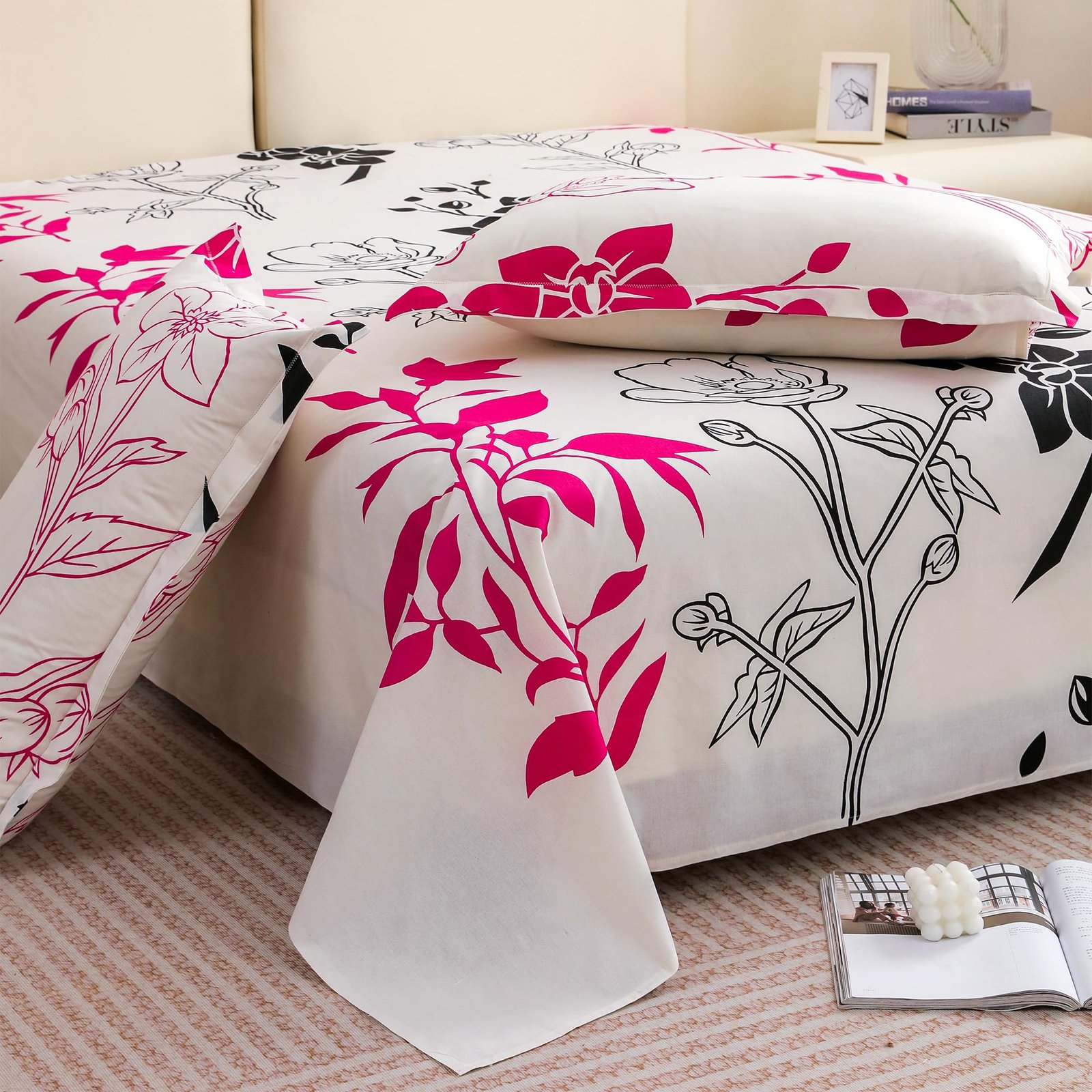 Story@Home Bedsheet for King Size Bed | 210TC | White | Floral | 1 Piece Cotton bedsheets for King Size Bed with 2 Pillow Covers (225 x270cm) Perfect for Festive Gifting | 100% Cotton bedsheet