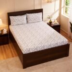 Amazon Brand – Solimo Floral 200 TC 100% Cotton King Size Bedsheet with 2 Pillow Covers | 90×108 Inch | Aqua